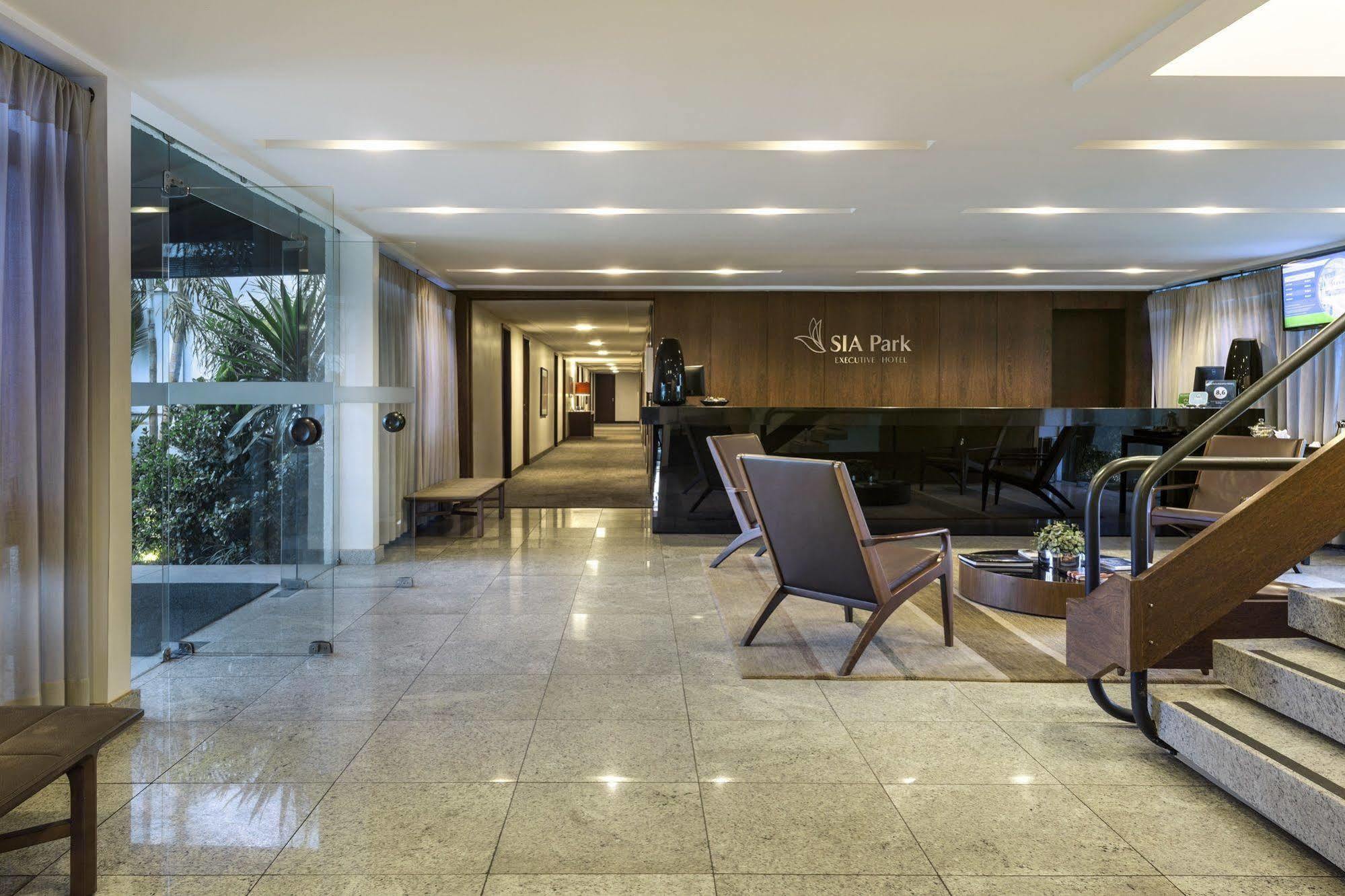 Sia Park Executive Hotel Candangolandia Exteriör bild